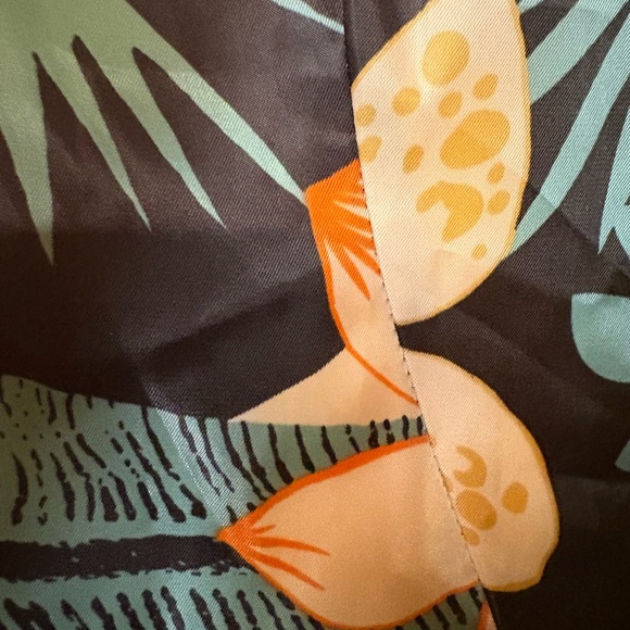 Jessica Simpson Yellow satin finish Trench Coat jacket size small - Picture 8 of 8